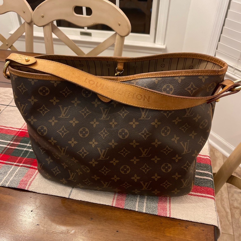 AUTHENTIC Louis Vuitton Delightful Mono
